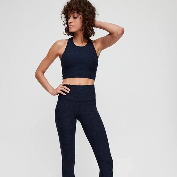 Aritzia The Constant Red Embrace Bra top workout top racerback sports bra - Picture 4 of 16